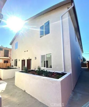 $3,600 | 1128 1/2 East 28th Street, Los Angeles, CA 90011