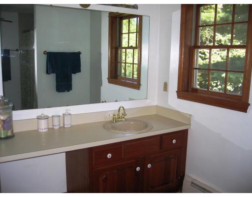 39 Jacob Gates Road Harvard, MA 01451 - Photo 11 of 17