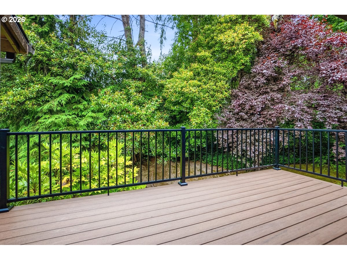 7134 Southwest Murray Boulevard Beaverton, OR 97008 - Photo 26 of 38