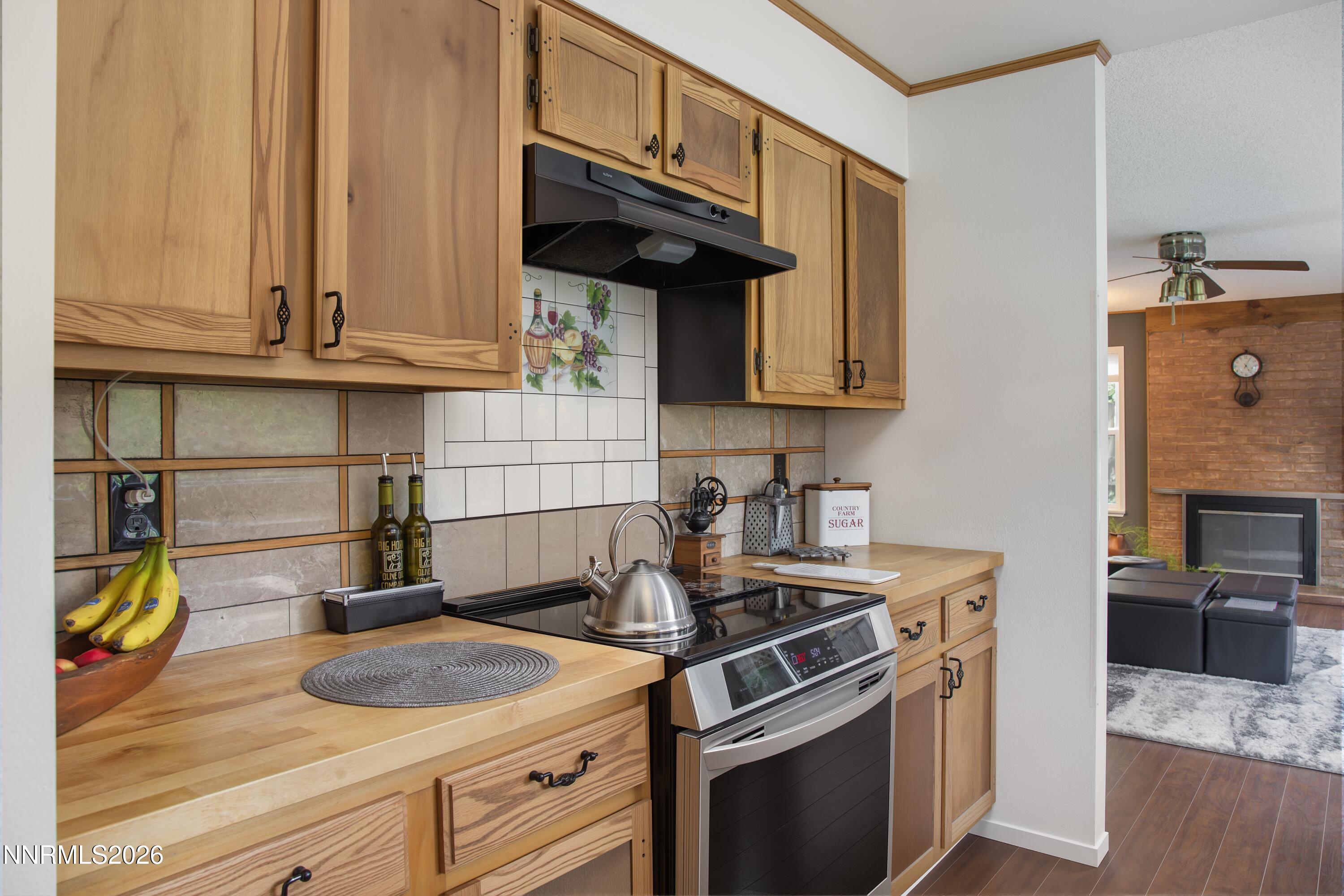 3815 Kings Row Reno, NV 89503 - Photo 28 of 39 IMG_2307-HDR