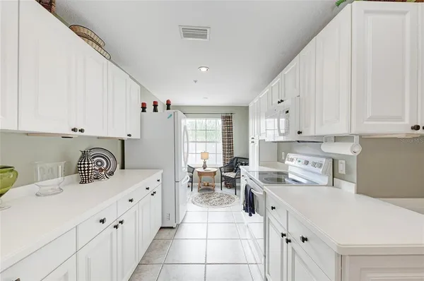 $285,000 | 6821 Fairview Terrace, Unit 6821, Bradenton, FL 34203