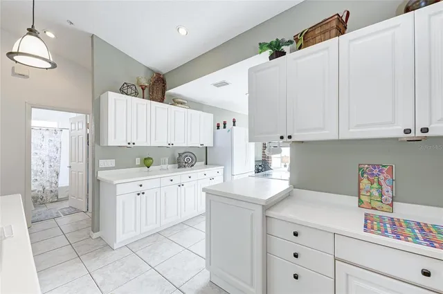 $285,000 | 6821 Fairview Terrace, Unit 6821, Bradenton, FL 34203