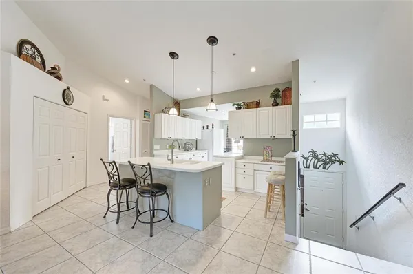 $285,000 | 6821 Fairview Terrace, Unit 6821, Bradenton, FL 34203
