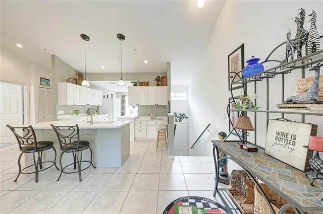 $285,000 | 6821 Fairview Terrace, Unit 6821, Bradenton, FL 34203