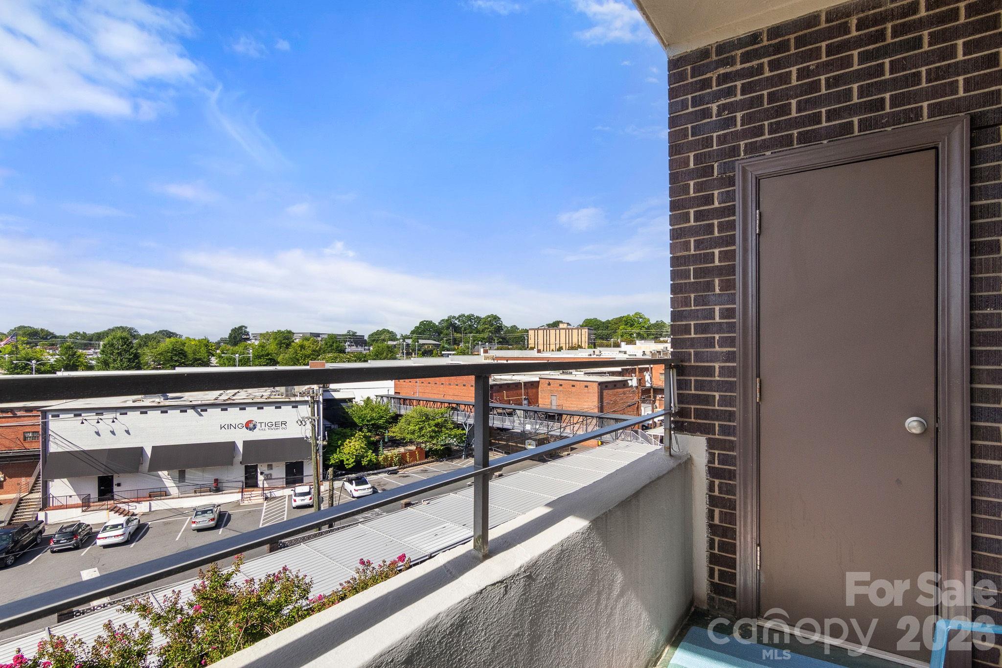 1300 Reece Road, Unit 412 Charlotte, NC 28209 - Photo 23 of 46 Gallery Image 23