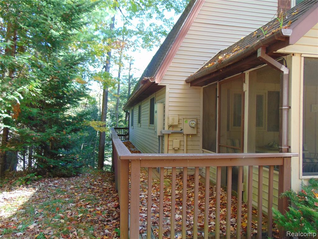 1649 Maple Point Road Beaverton, MI 48612 - Photo 7 of 25