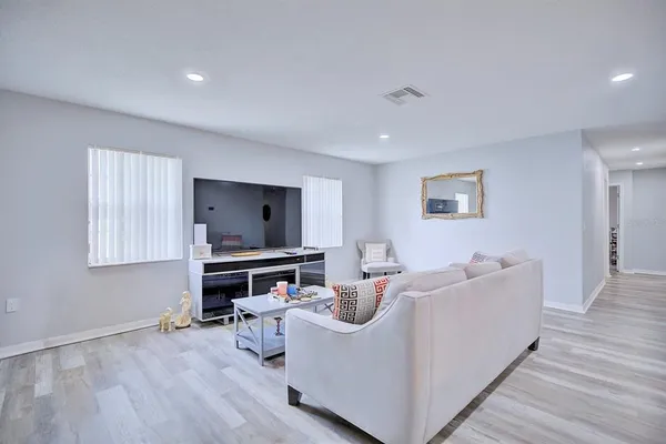 $259,900 | 1718 Theon Street, Sebring, FL 33870