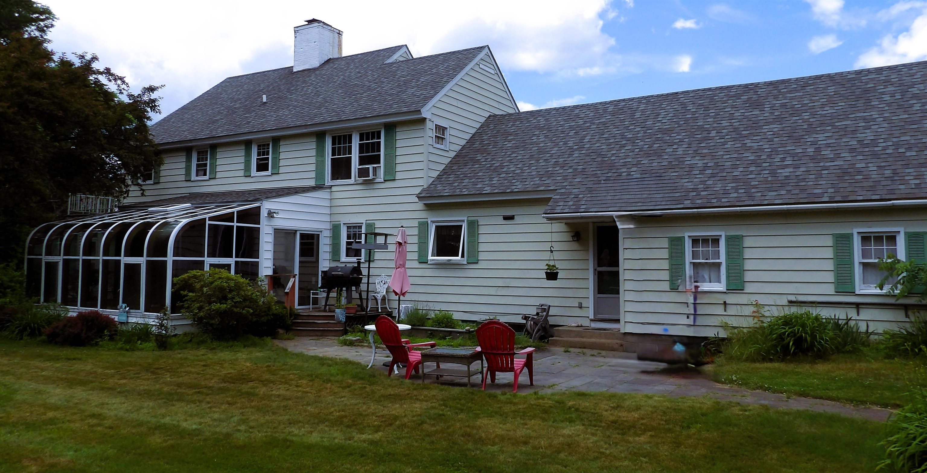 77 Ridge Avenue Claremont, NH 03743 - Photo 3 of 50 Gallery Image 3