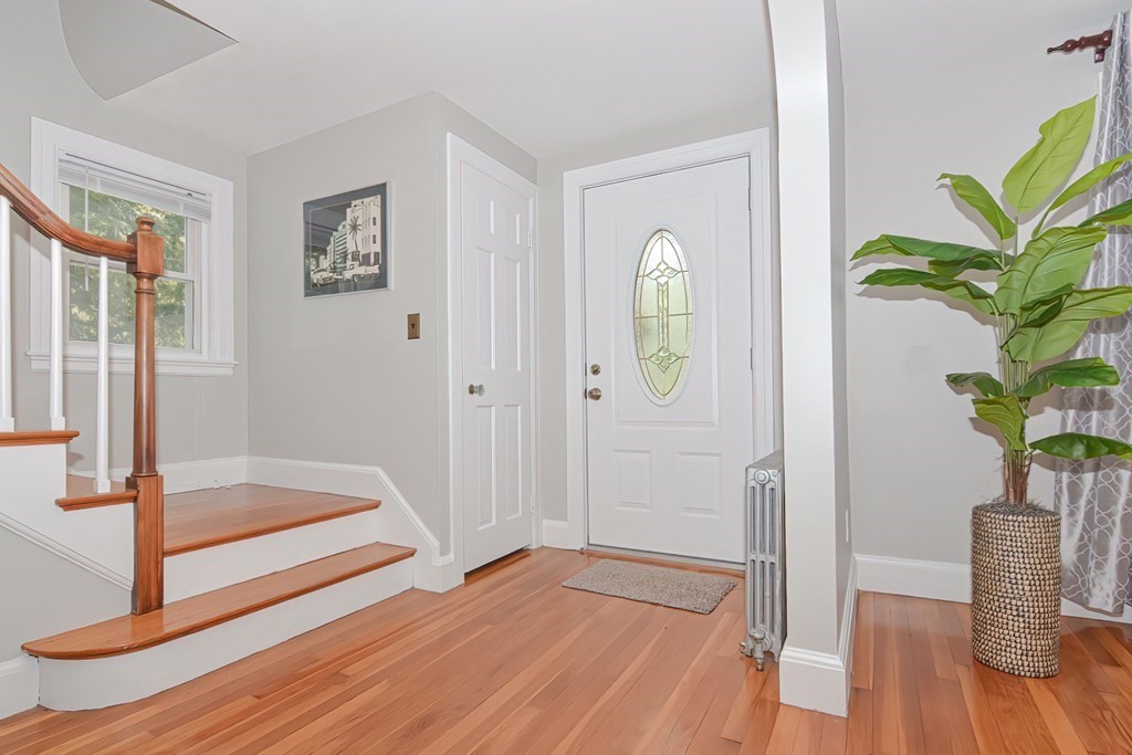 5 Eleanor Road Walpole, MA 02081 - Photo 28 of 31 Gallery Image 28