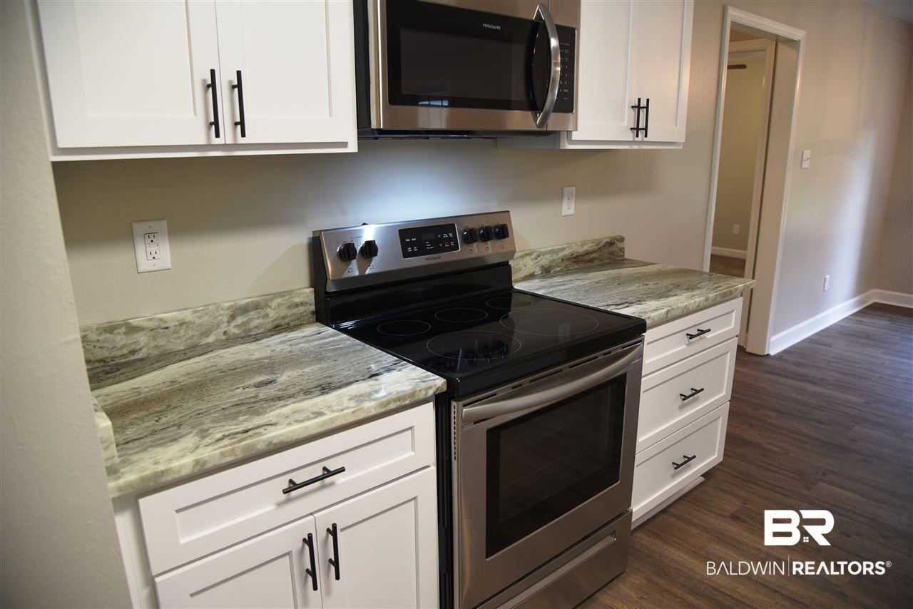 5065 Sweetbriar Lane Eight Mile, AL 36613 - Photo 9 of 29