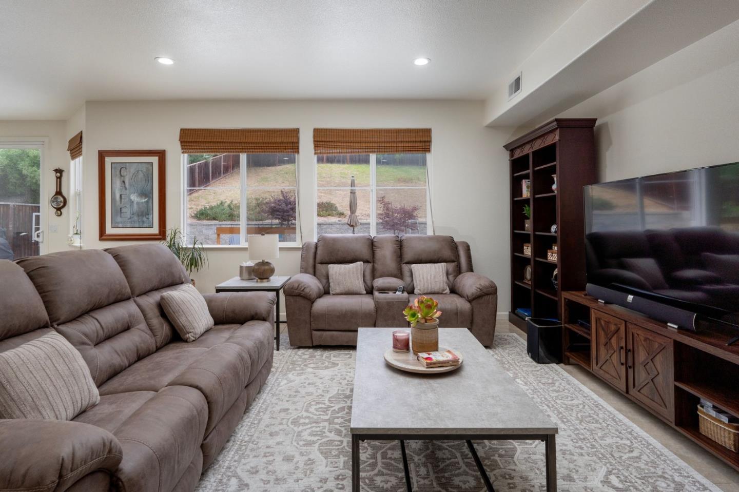 5125 Peninsula Point Court Seaside, CA 93955 - Photo 22 of 47 Gallery Image 22