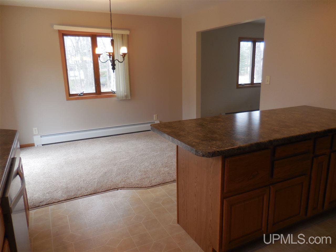 36 Ridge Road Marquette, MI 49855 - Photo 8 of 29 Gallery Image 8