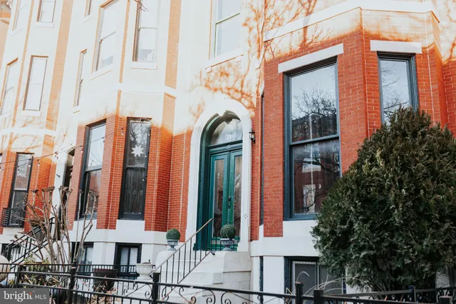 $2,800 | 2511 Madison Avenue, Unit 1, Baltimore, MD 21217