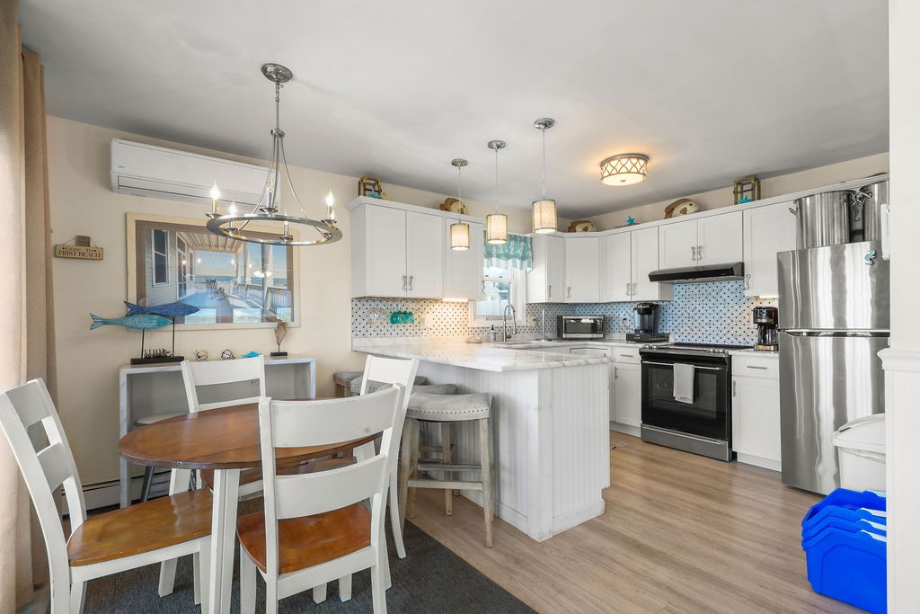45 Crescent Road Middletown, RI 02842 - Photo 11 of 49