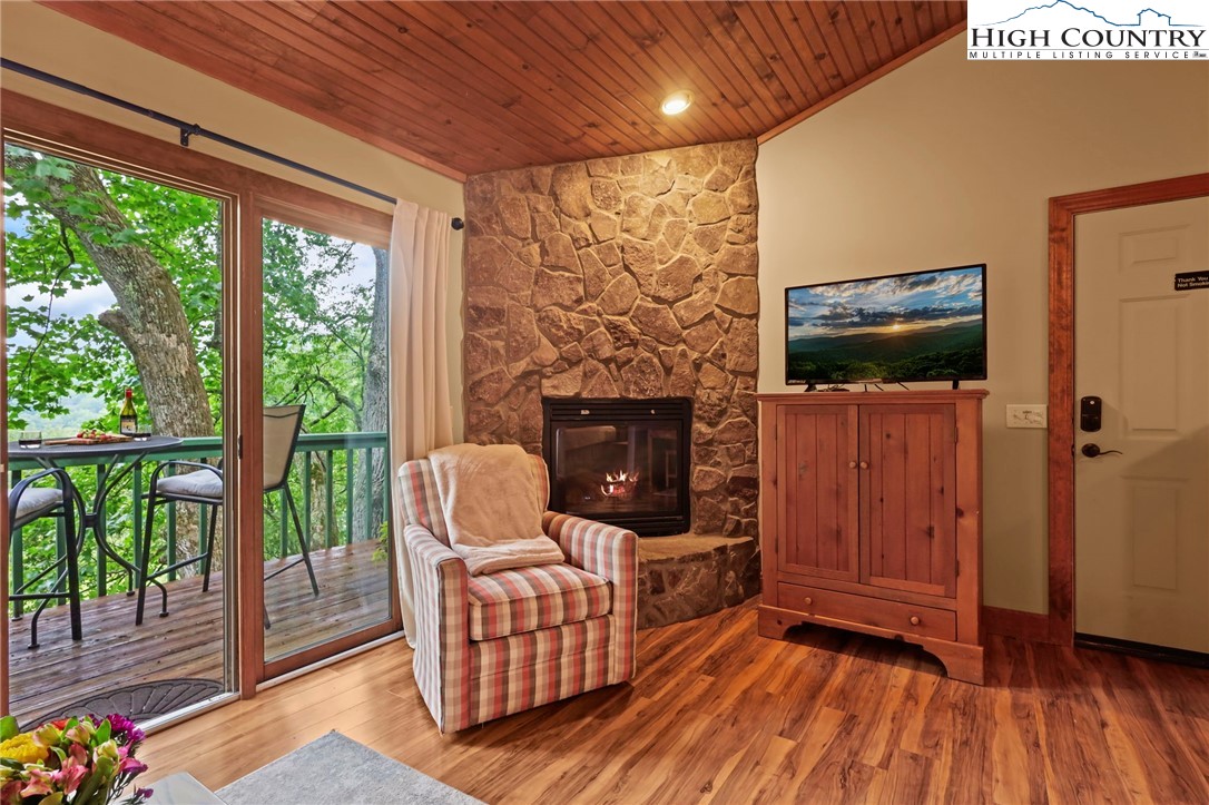 140-1 Lindale Ridge, Unit 503 Boone, NC 28607 - Photo 7 of 15 Gallery Image 7