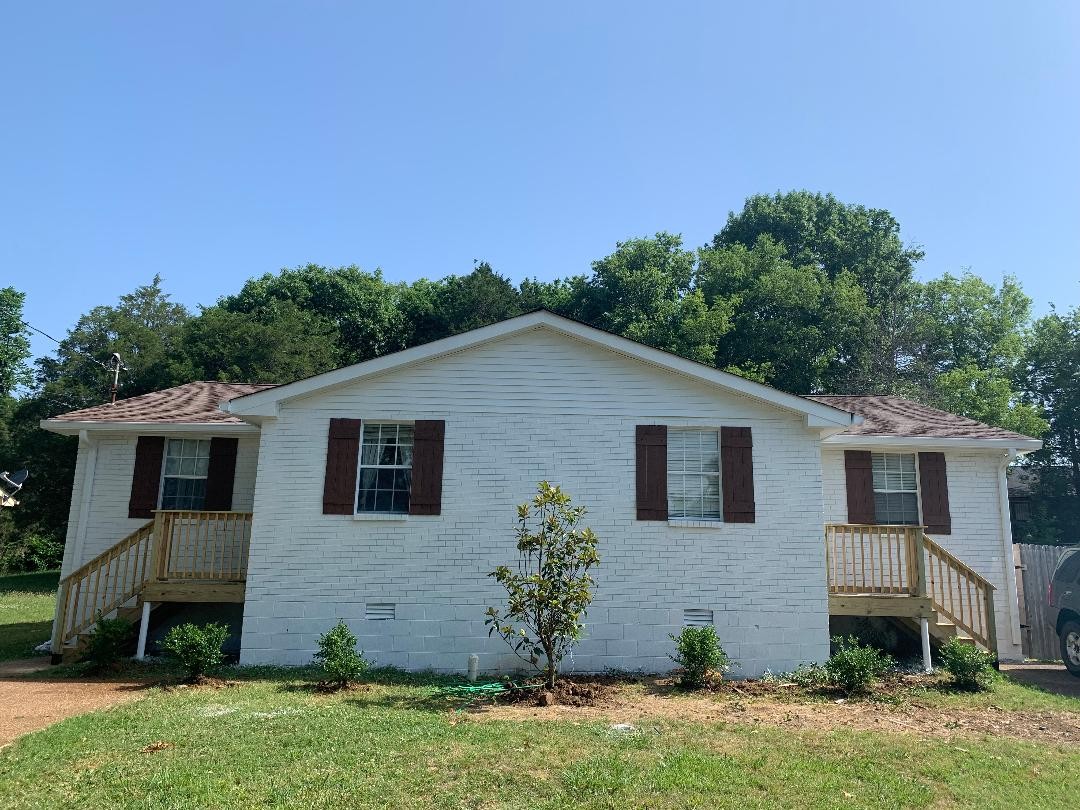 709 Eric Drive Nashville, TN 37207 - Photo 1 of 28 a house view with a garden space