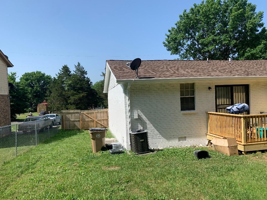 709 Eric Drive Nashville, TN 37207 - Photo 22 of 28 a view of a house with backyard