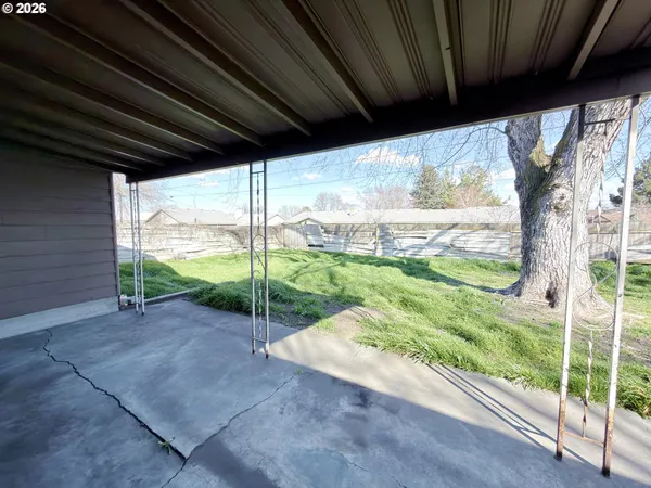 $230,000 | 725 Southwest 11th Street, Hermiston, OR 97838