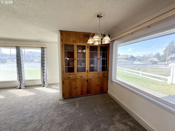 $230,000 | 725 Southwest 11th Street, Hermiston, OR 97838