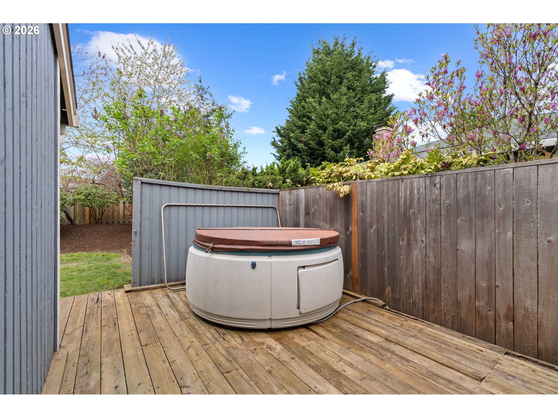 895 Southwest 166th Avenue Beaverton, OR 97006 - Photo 34 of 36 a view of outdoor space and yard