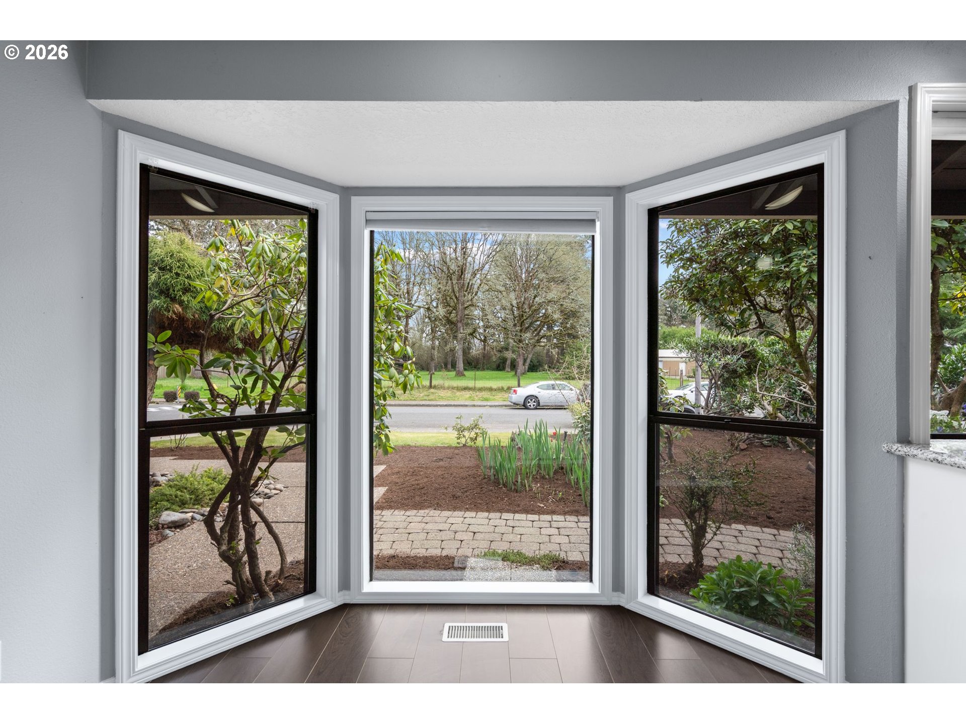 895 Southwest 166th Avenue Beaverton, OR 97006 - Photo 7 of 36 a view from window