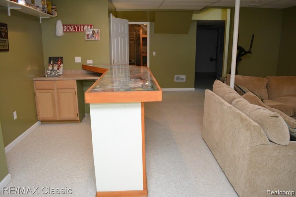 2821 Potter Road Wixom, MI 48393 - Photo 32 of 41 Lower Level 4.jpg