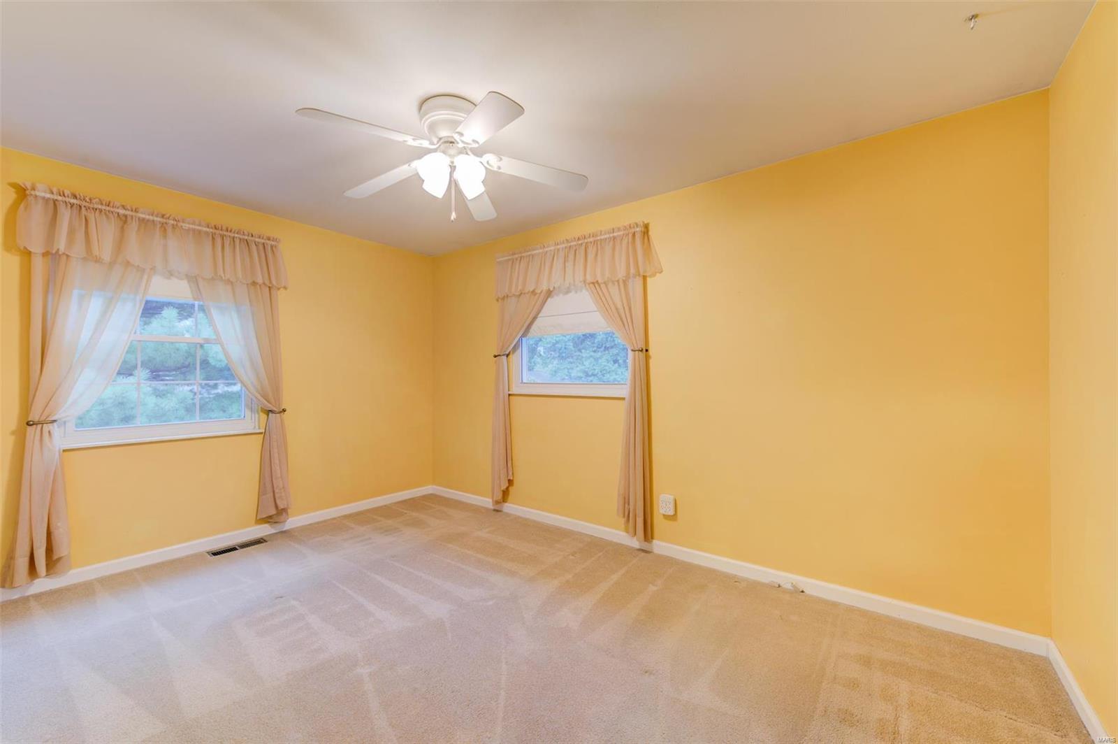 69 Country Hill Road St. Peters, MO 63376 - Photo 23 of 29