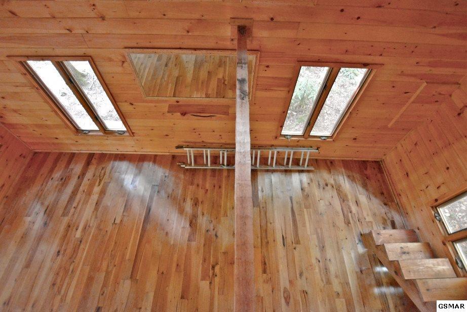 407 Laurel Springs Road Cosby, TN 37722 - Photo 29 of 36 224805-28