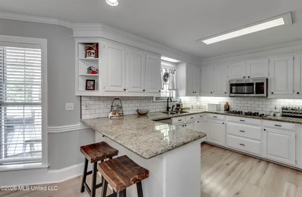 $349,000 | 60 Eastgate Drive, Brandon, MS 39042
