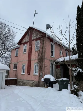 $135,200 | 9 East 15th Street, Jamestown, NY 14701