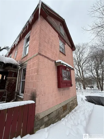 $135,200 | 9 East 15th Street, Jamestown, NY 14701