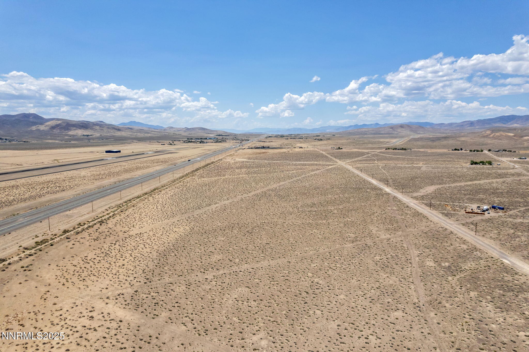 2215 Comstock Street Silver Springs, NV 89429 - Photo 4 of 8 a view of an ocean and beach