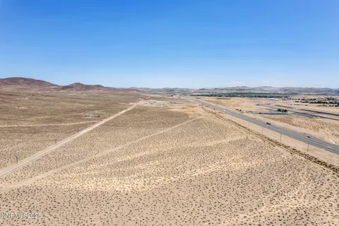 $349,500 | 2215 Comstock Street, Silver Springs, NV 89429