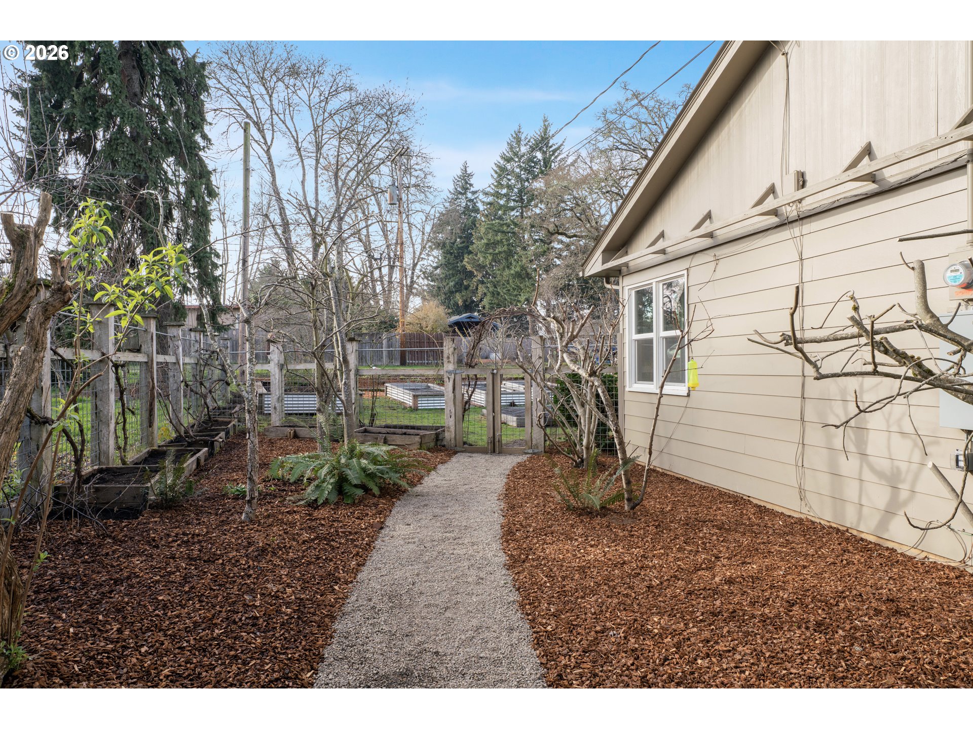 1571 Buck Street Eugene, OR 97402 - Photo 36 of 45