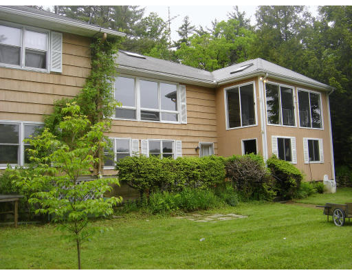 901 North Brookfield Road Oakham, MA 01068 - Photo 2 of 6 Gallery Image 2