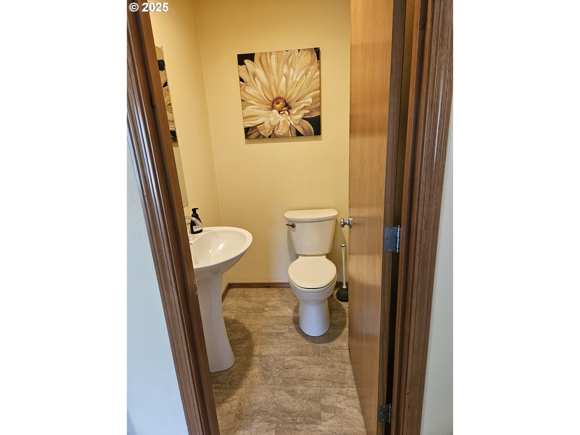 617 Southwest Monroe Street Sheridan, OR 97378 - Photo 8 of 26