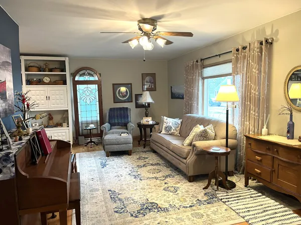 $169,900 | 1323 Oak Beach Drive, Fairmont, MN 56031