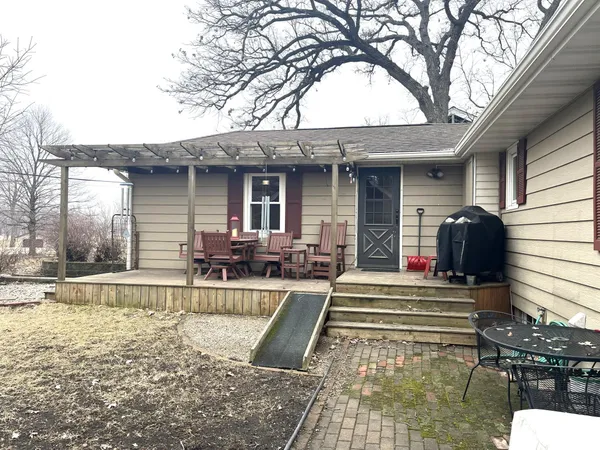 $169,900 | 1323 Oak Beach Drive, Fairmont, MN 56031