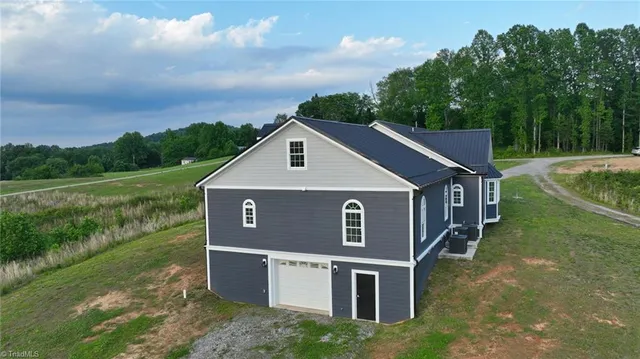 $798,000 | 2205 Fishing Creek Arbor Road, North Wilkesboro, NC 28659