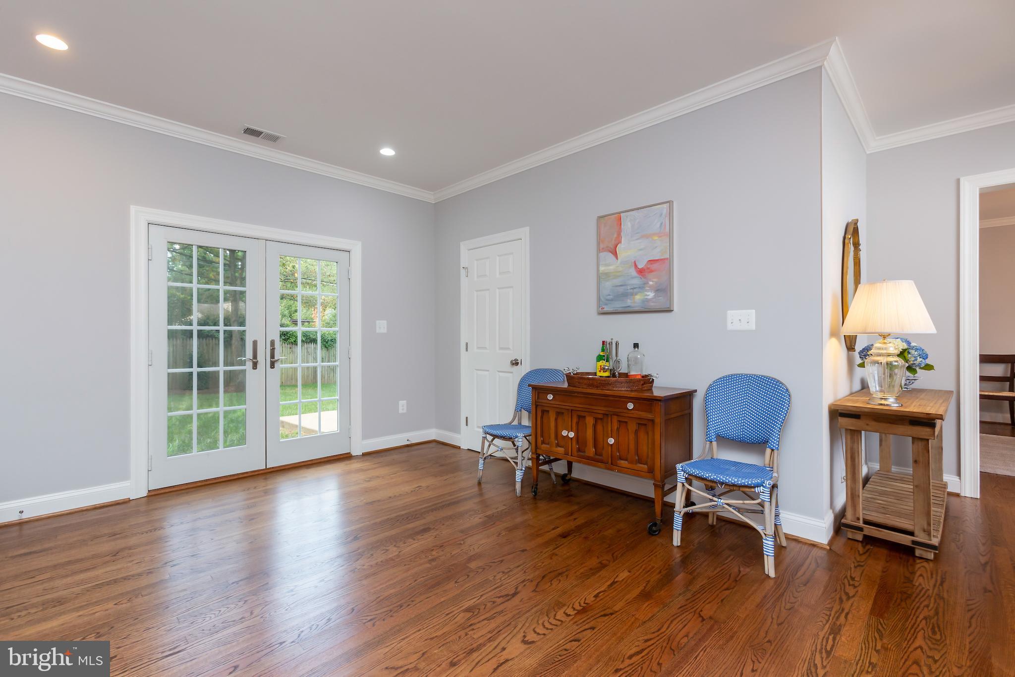 2109 Windsor Road Alexandria, VA 22307 - Photo 12 of 54 Gallery Image 12