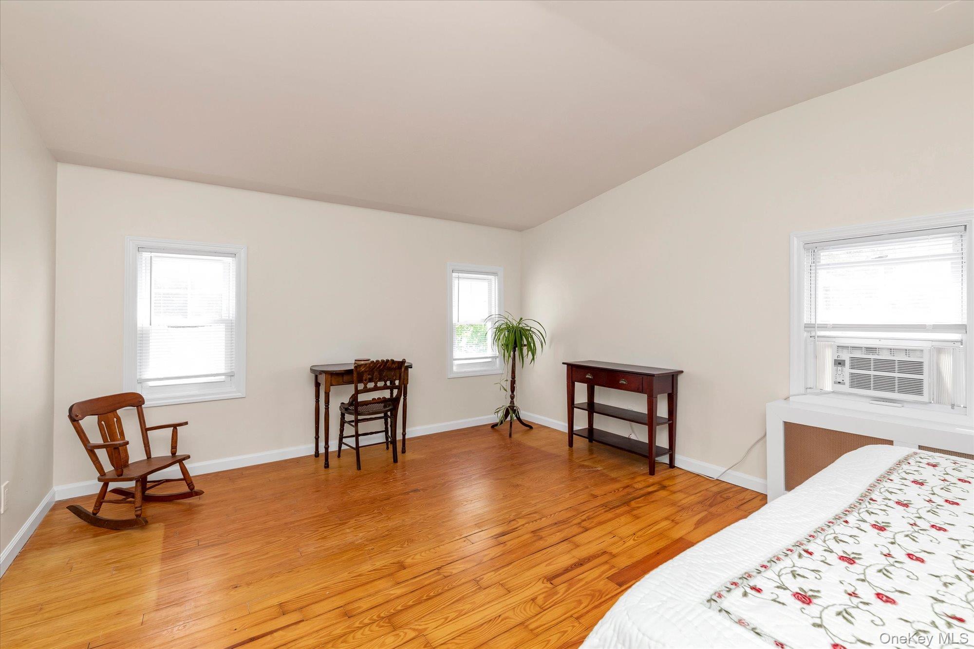 2 Inwood Road Glen Cove, NY 11542 - Photo 16 of 27
