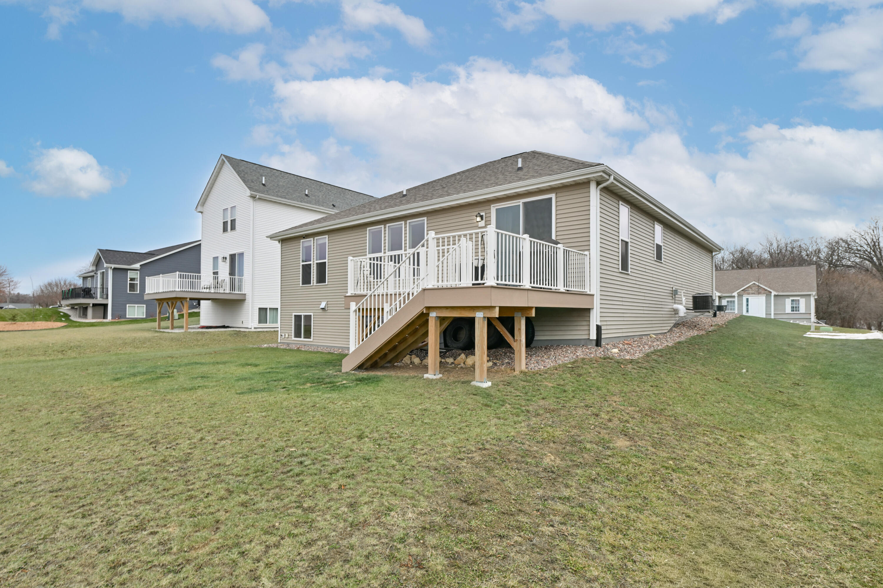 704 River Ridge Drive Waterford, WI 53185 - Photo 31 of 34 DSC_2 (1)