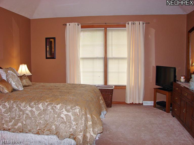 420 Walnut Ridge Trail Aurora, OH 44202 - Photo 13 of 21 Gallery Image 13