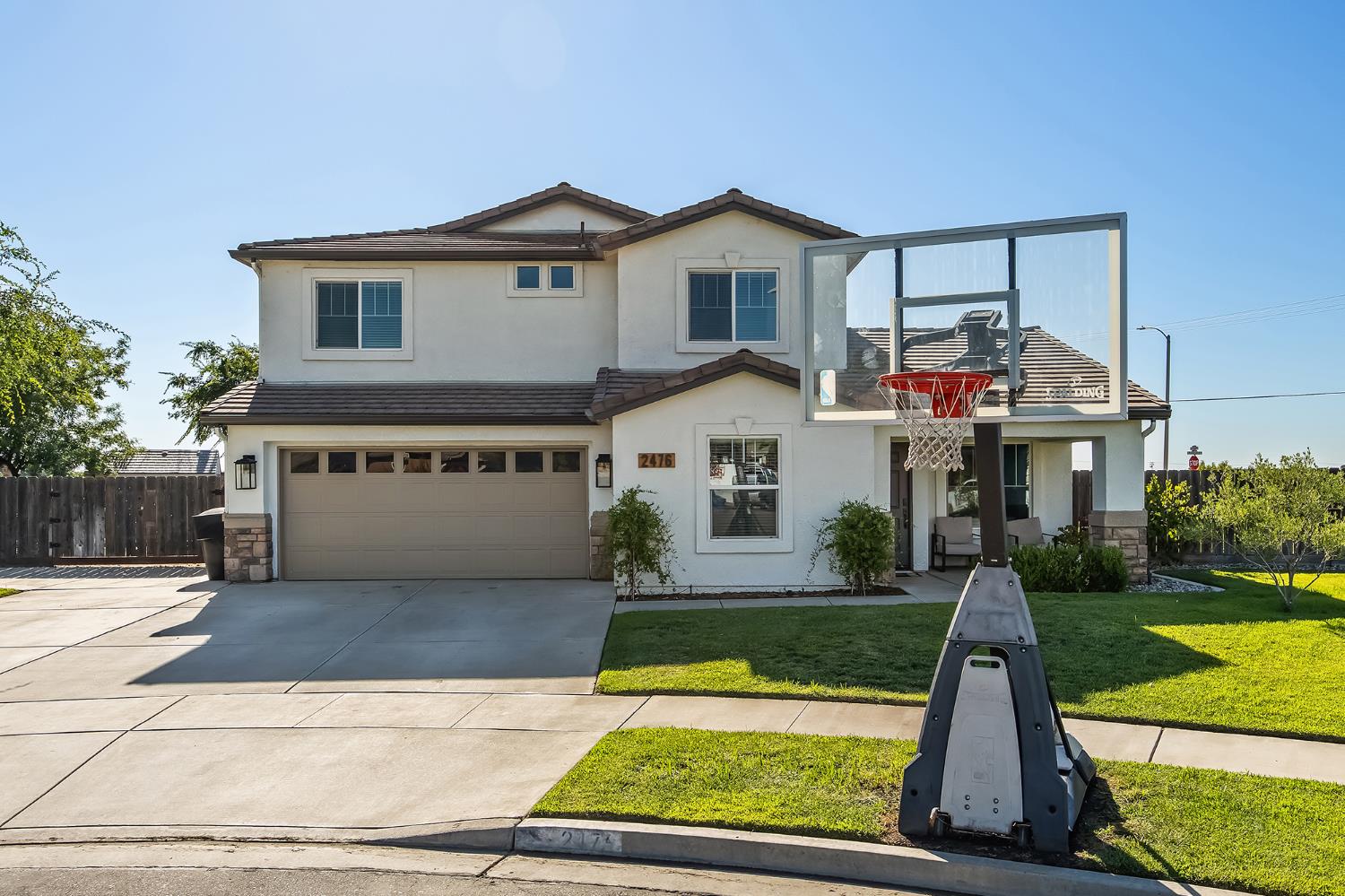 2476 North Riesling Avenue Hanford, CA 93230 - Photo 4 of 77