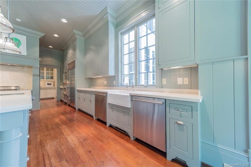 401 Eastover Road Charlotte, NC 28207 - Photo 15 of 46 Gallery Image 15