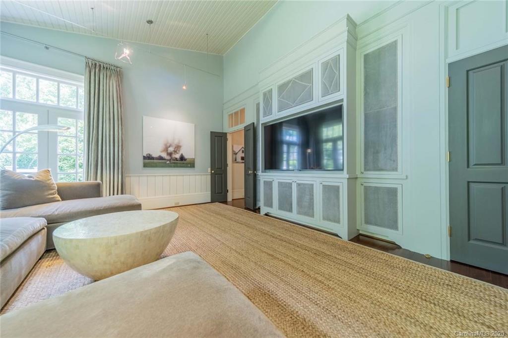401 Eastover Road Charlotte, NC 28207 - Photo 17 of 46 Gallery Image 17