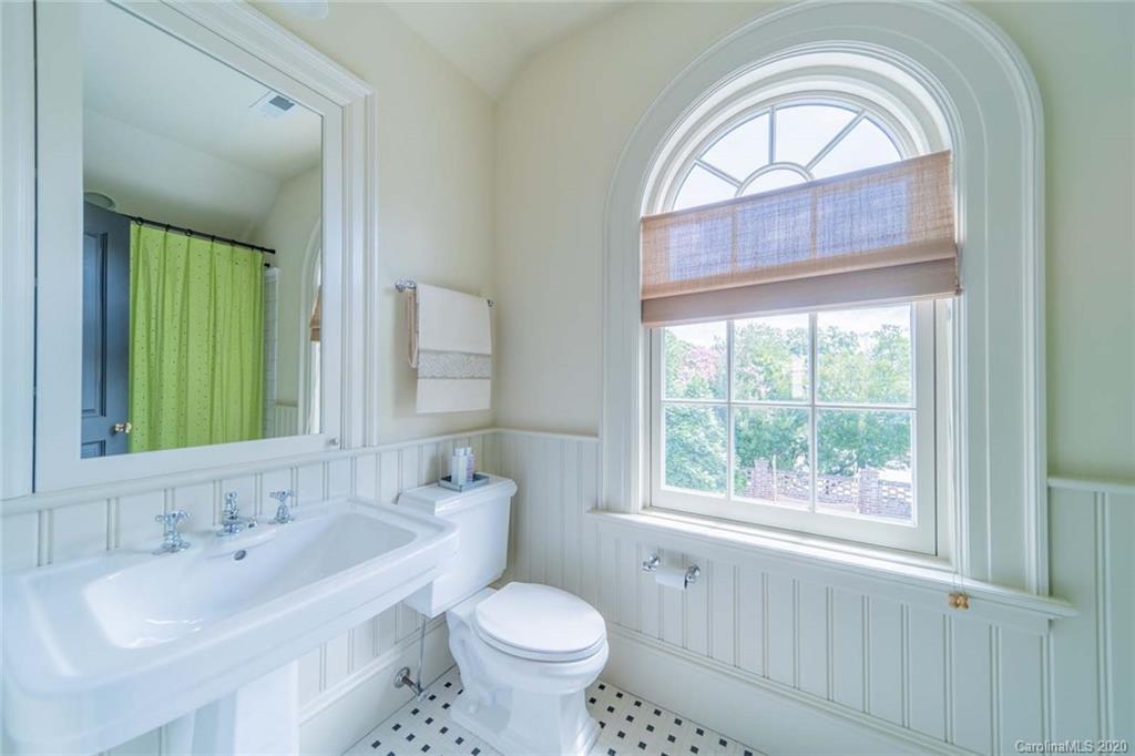 401 Eastover Road Charlotte, NC 28207 - Photo 22 of 46 Gallery Image 22