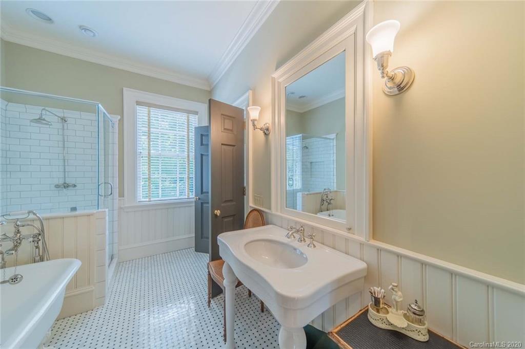 401 Eastover Road Charlotte, NC 28207 - Photo 29 of 46 Gallery Image 29