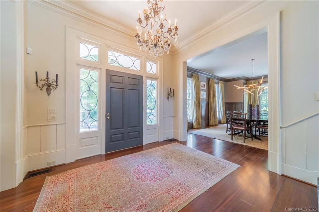401 Eastover Road Charlotte, NC 28207 - Photo 5 of 46 Gallery Image 5