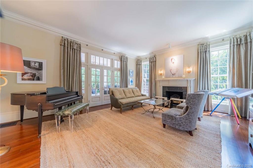 401 Eastover Road Charlotte, NC 28207 - Photo 7 of 46 Gallery Image 7